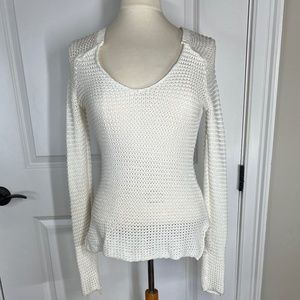 Banana Republic, Size XS, Loose Weave White Long Sleeve Long  Scoop Neck Sweater